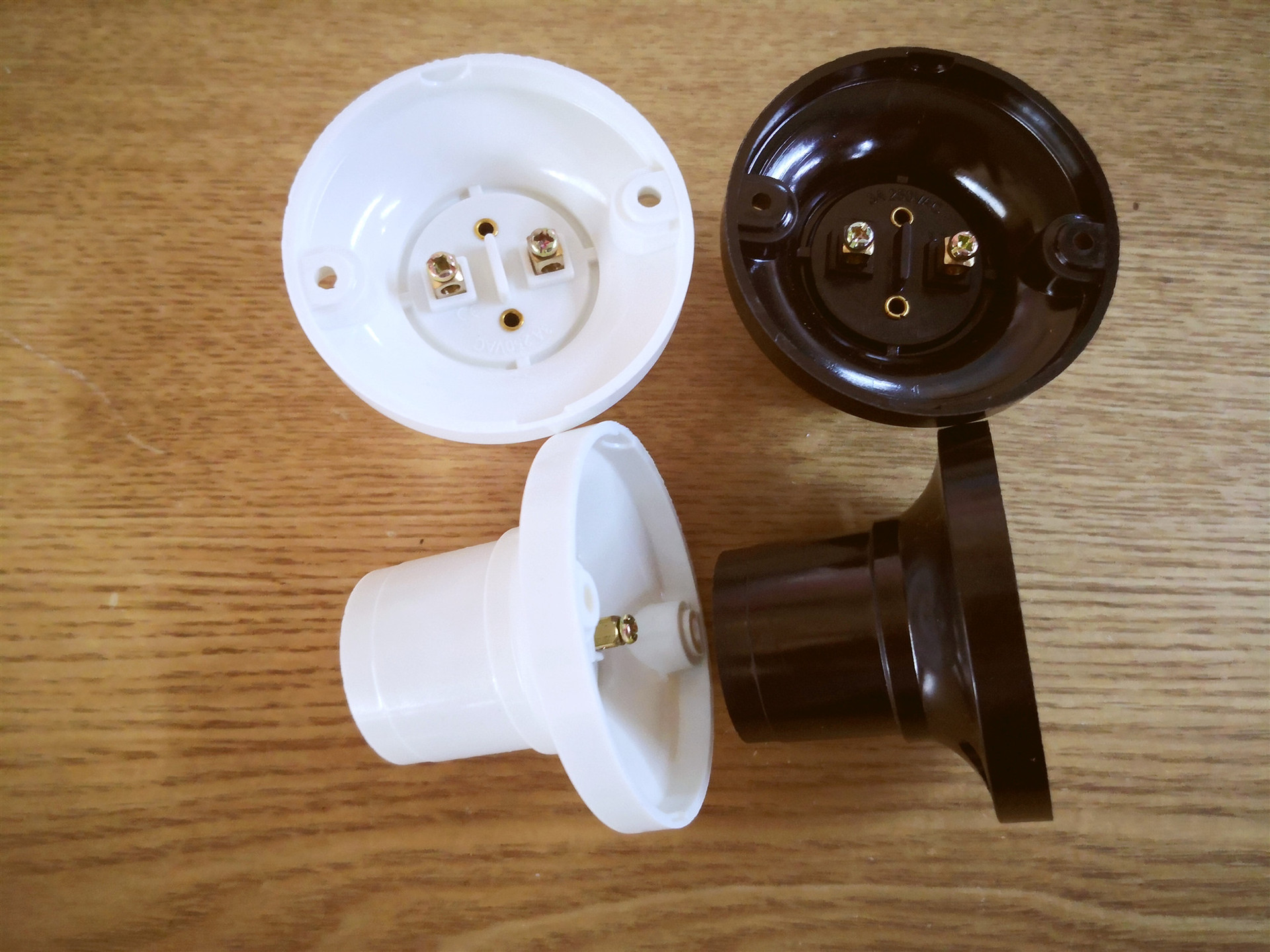 批发张家港献宝e27螺口平灯头罗口平灯头平灯座装饰灯座白色黑色