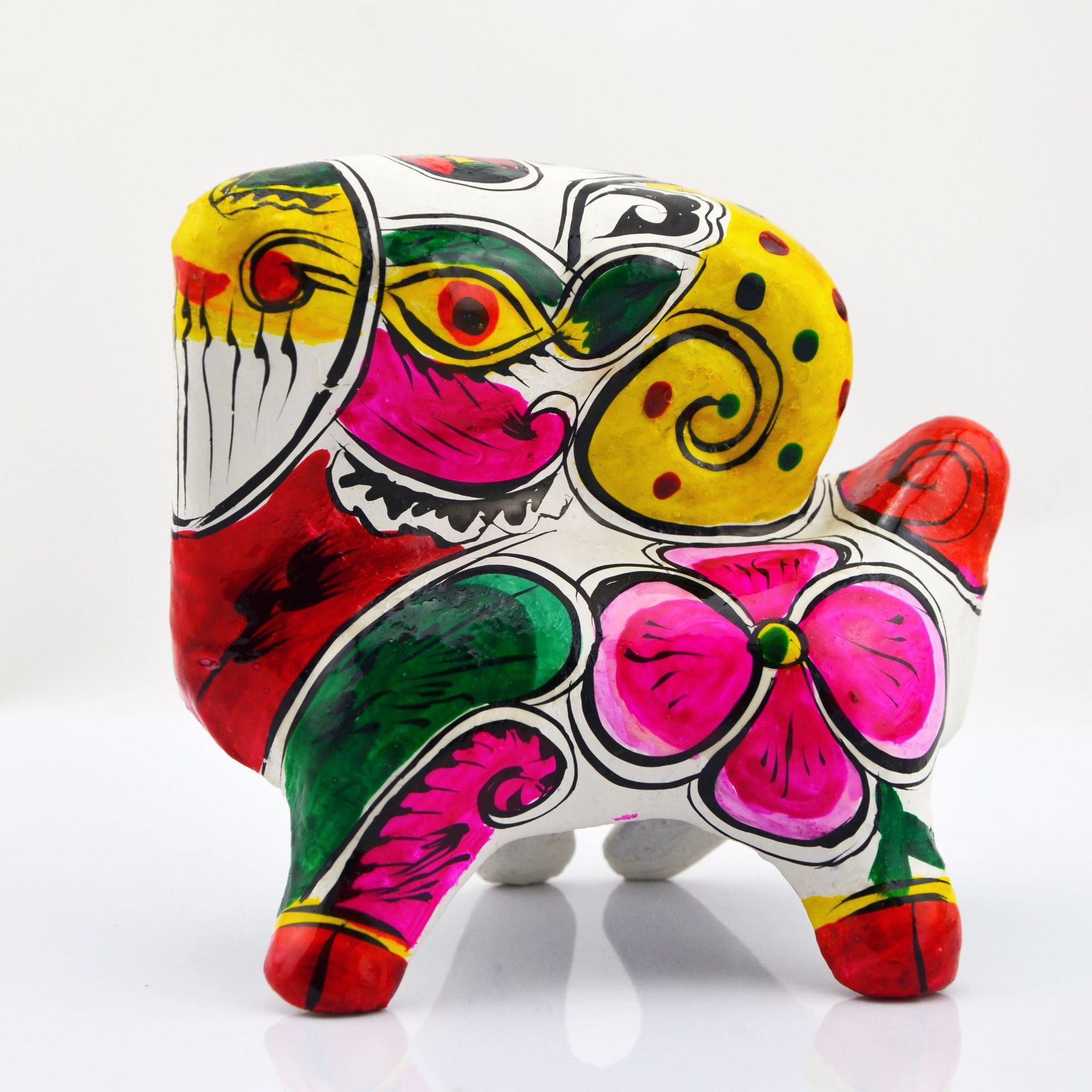 厂家直销西安年会礼品凤翔泥塑彩绘邮票羊手工彩绘家居装饰品摆件