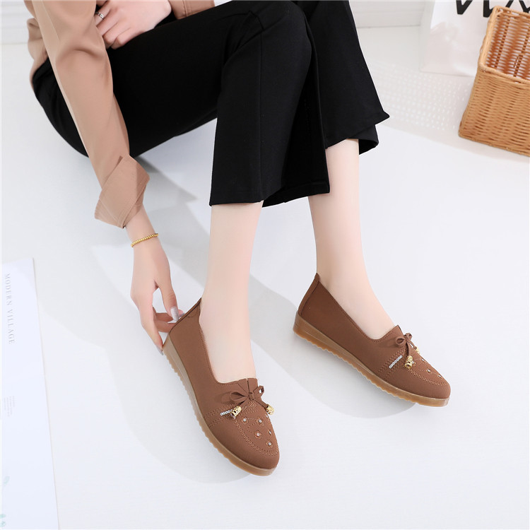 Spring and Autumn New Old Beijing Cloth Shoes Women's Pumps Beef Tendon Soft Bottom Mom Shoes Middle-Aged and Elderly Casual Flat Shoes