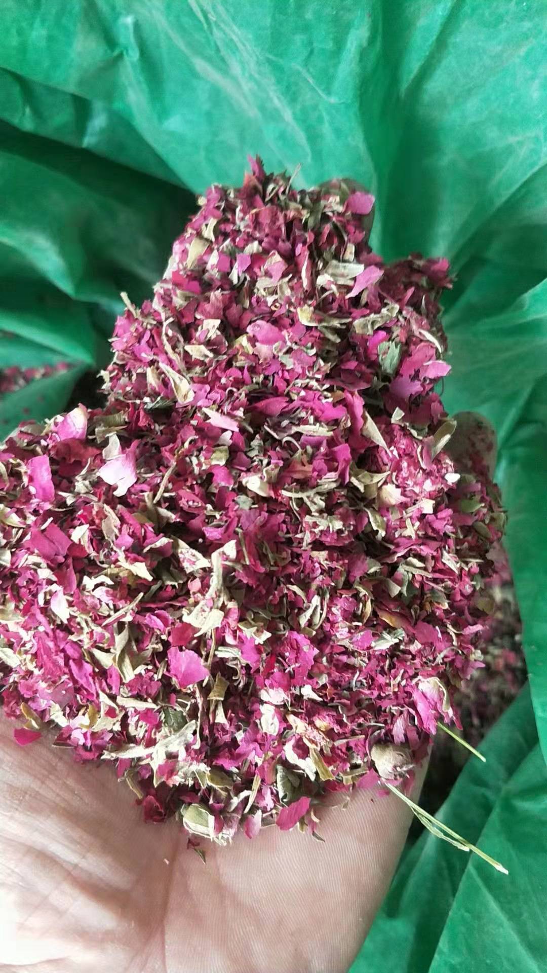 平阴玫瑰筛选玫瑰花沫子细碎花沫做抱枕香包食用玫瑰花瓣产地批发