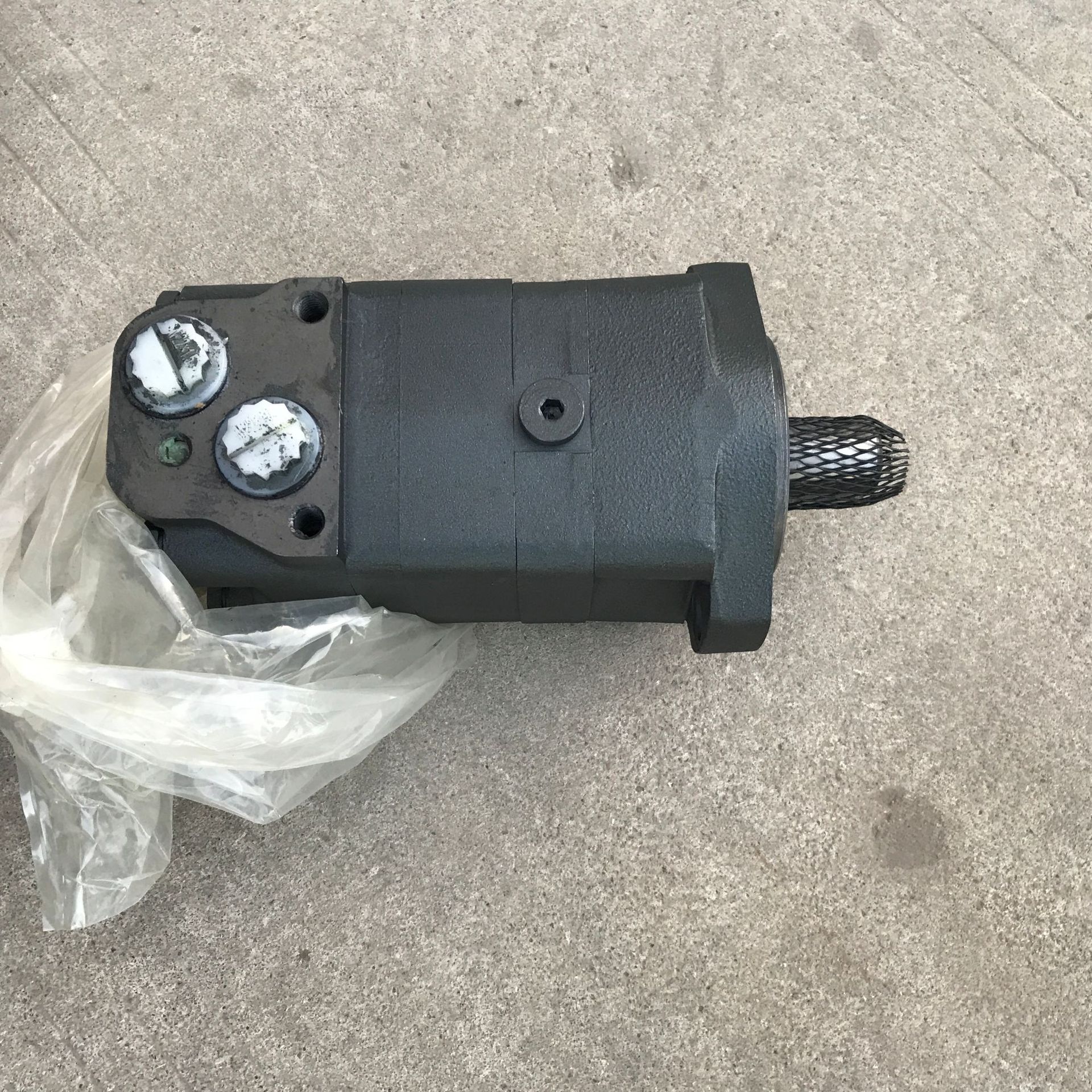 批发定制工程机械液压马达 驱动设备大扭矩马达 行走马达