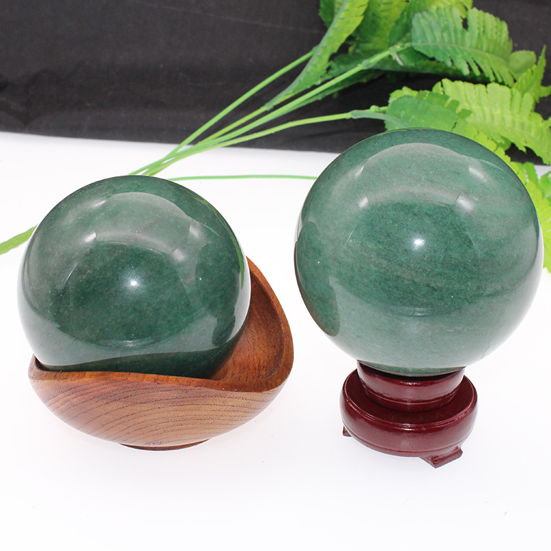 天然水晶球摆件绿色东陵玉原石家居风水饰品礼物