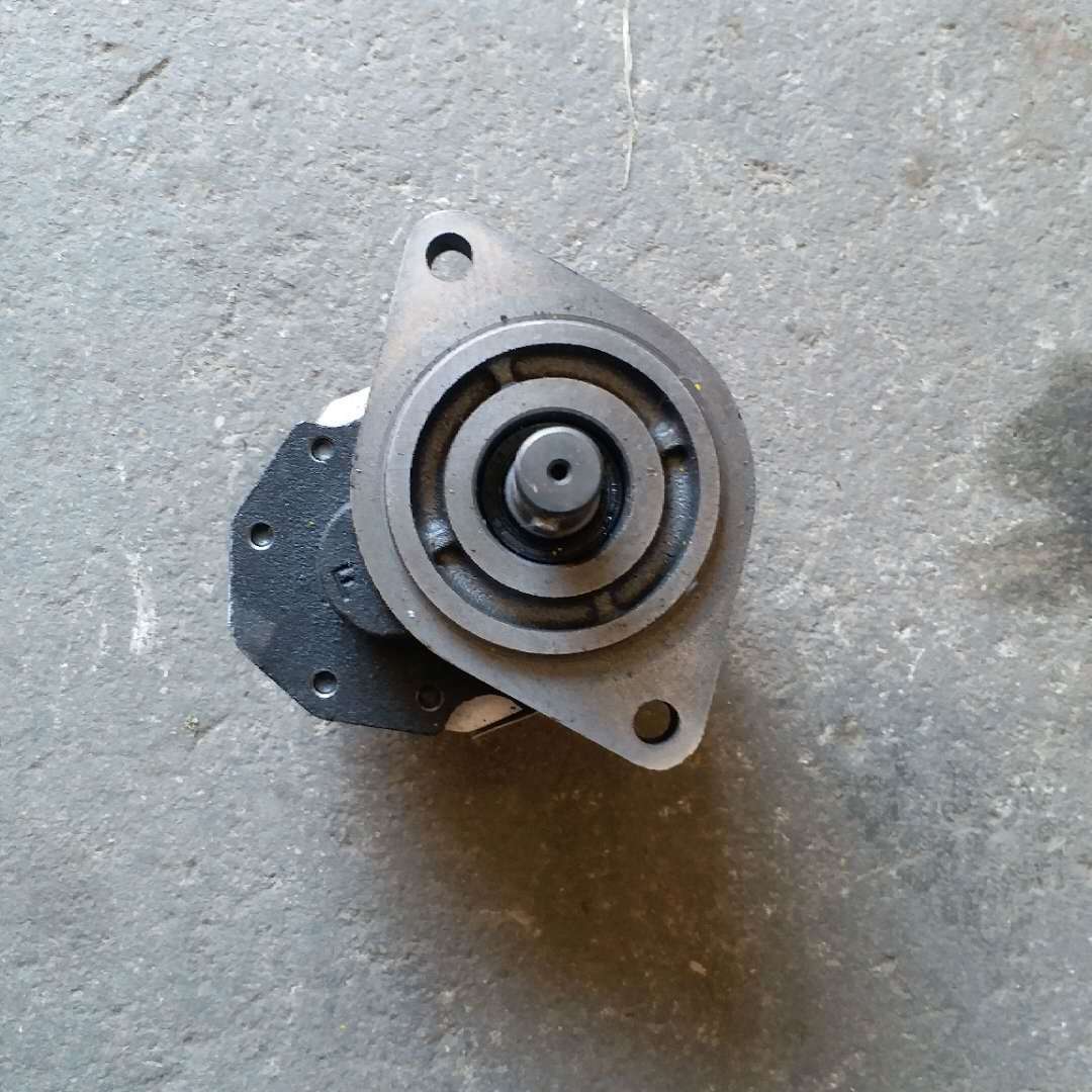 铲车配件大全经销批发小型装载机配件 质量好 价格低