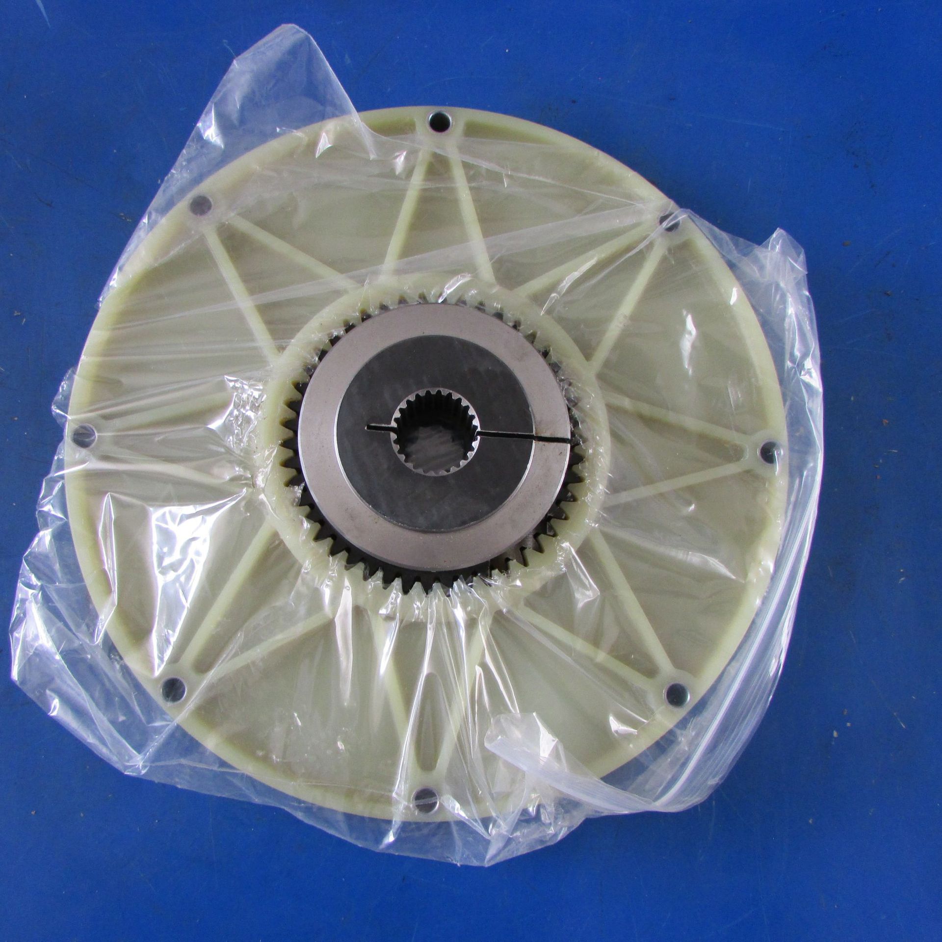 供应徐工xd81e压路机原厂配件800302290--05082907-2弹性联轴器