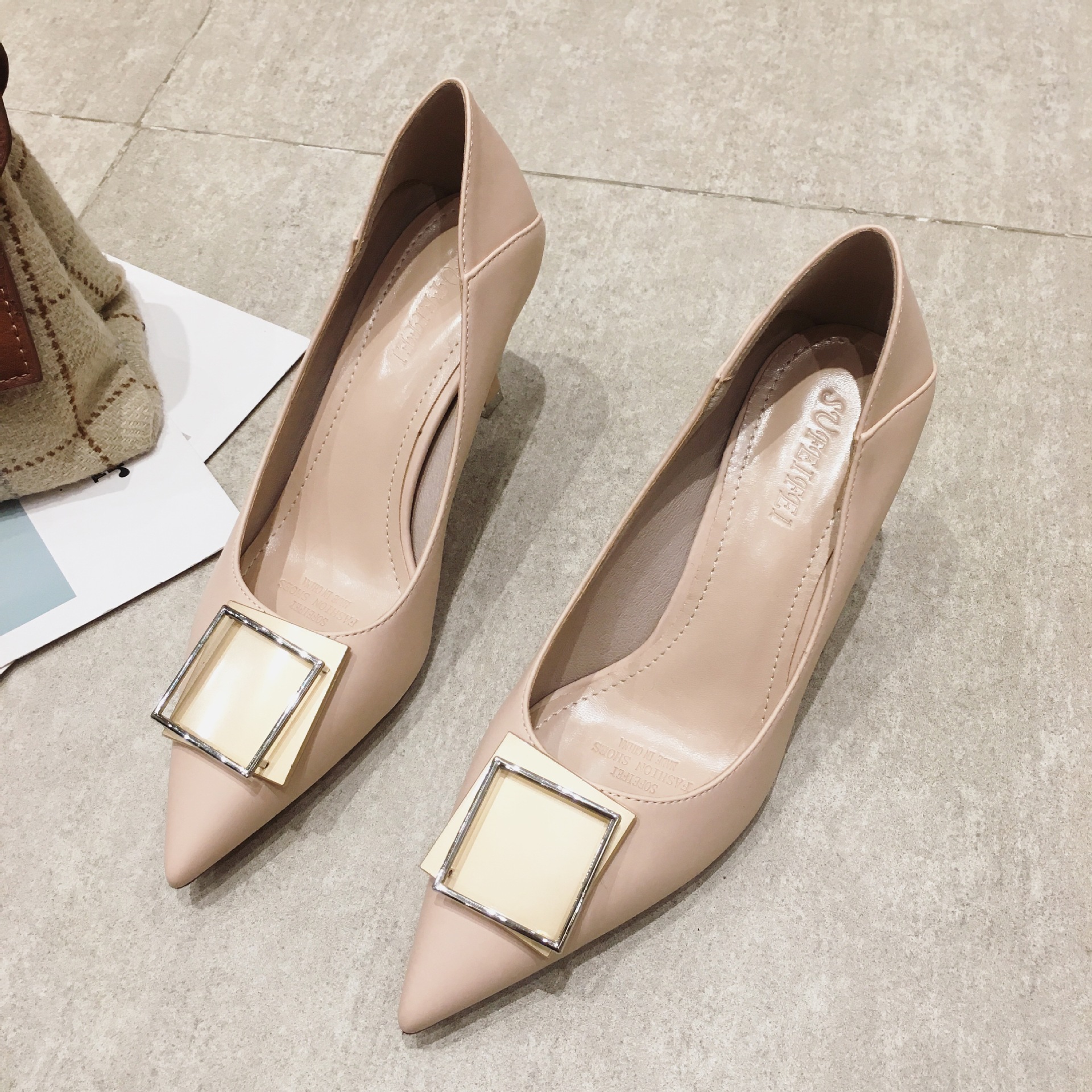 901-28磨砂时尚百搭高跟鞋少女尖头细跟浅口2020新款春夏季单鞋子