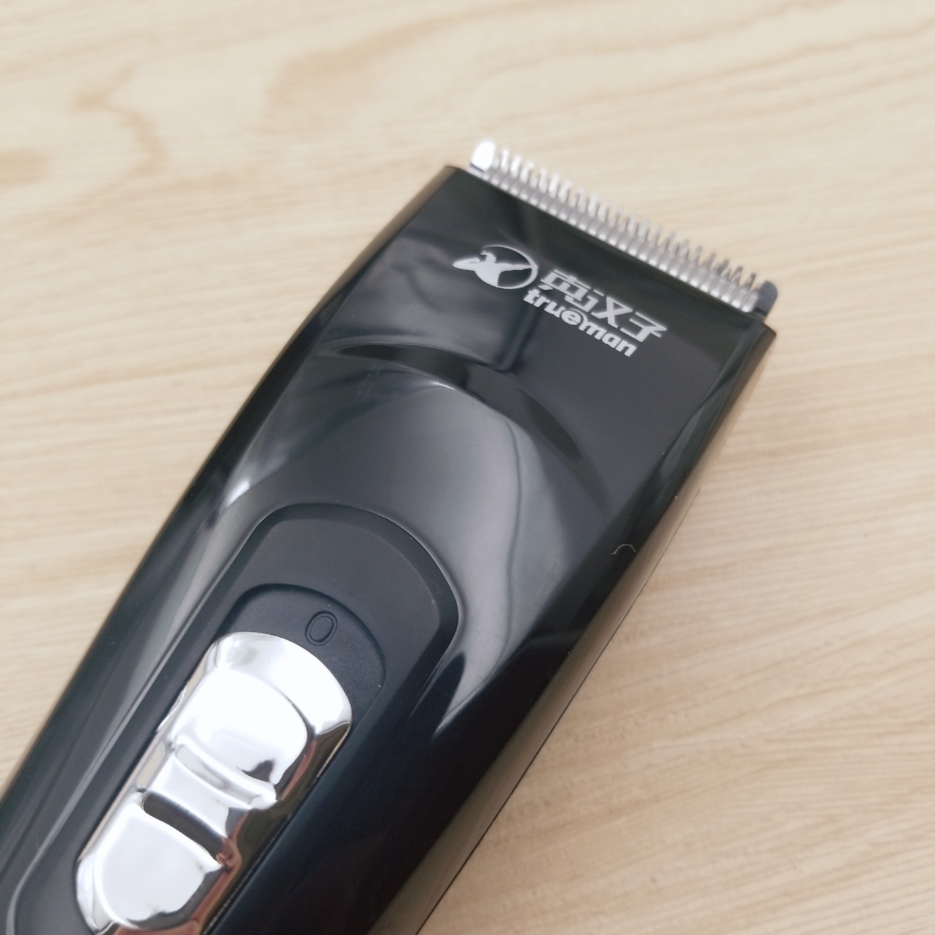 【一件代发】真汉子rfcd-918成人儿童理发器 电动充电电推剪 电推