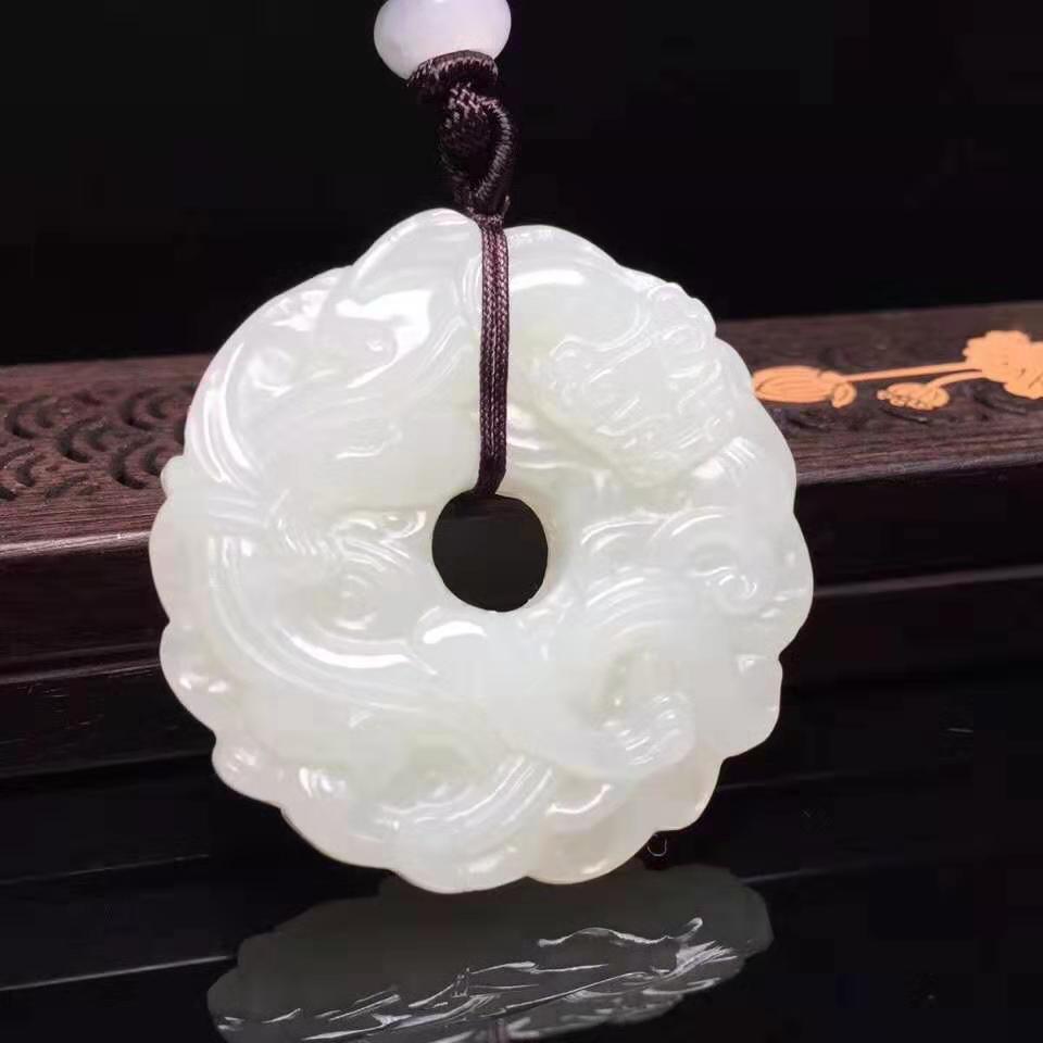 新款上市玉器新疆和田玉白玉貔貅玉佩 和田玉精雕吊坠厂家批发