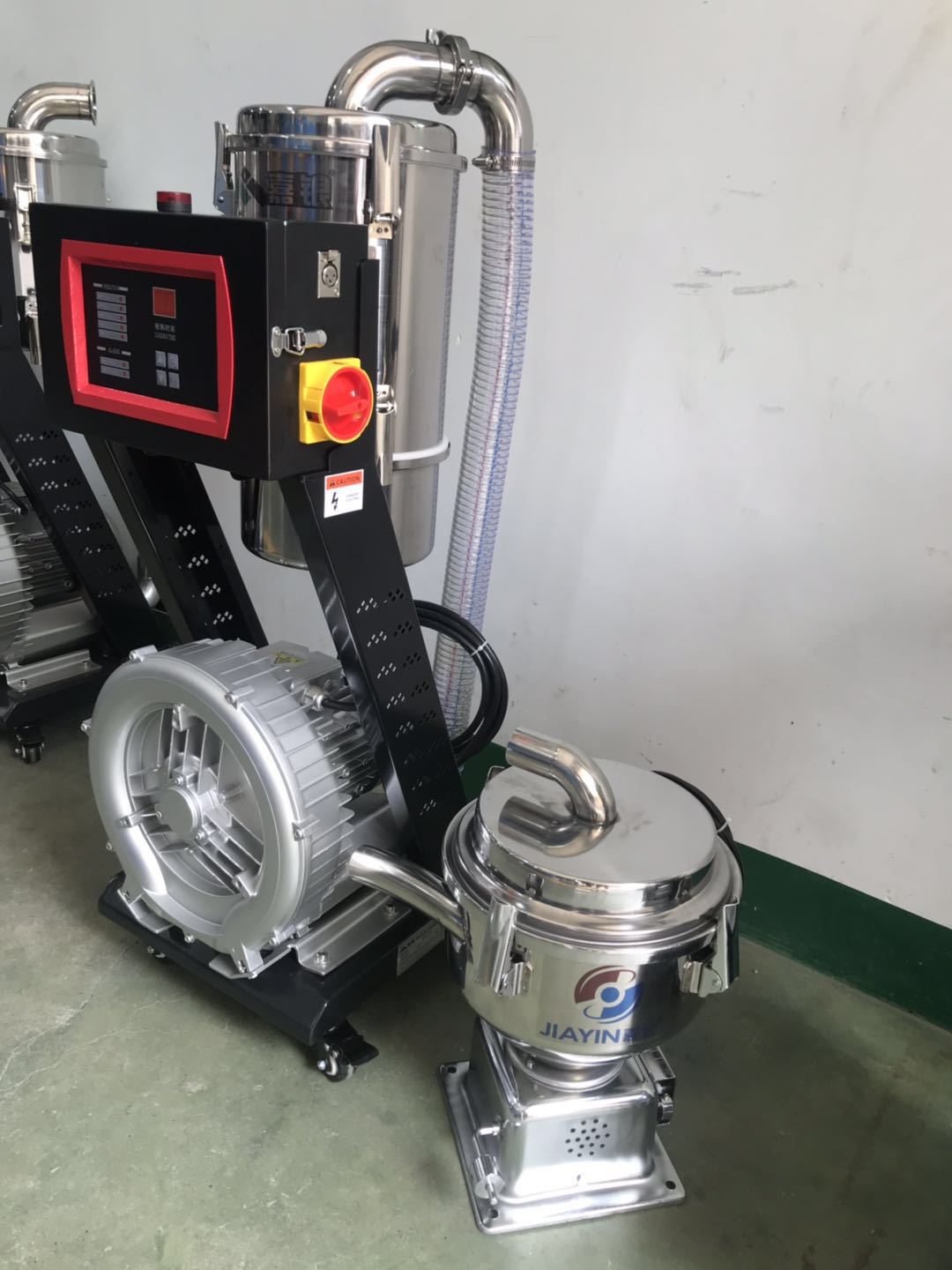 厂家优质供应300g800g900g真空上料机塑料颗粒吸料机抽料机价格