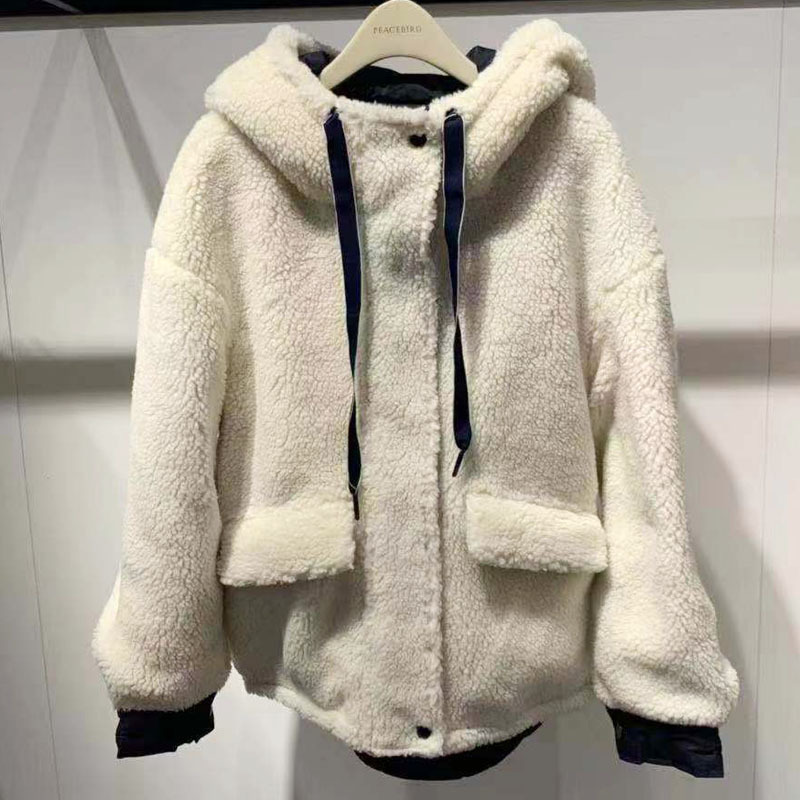 女装仿羊羔毛外套