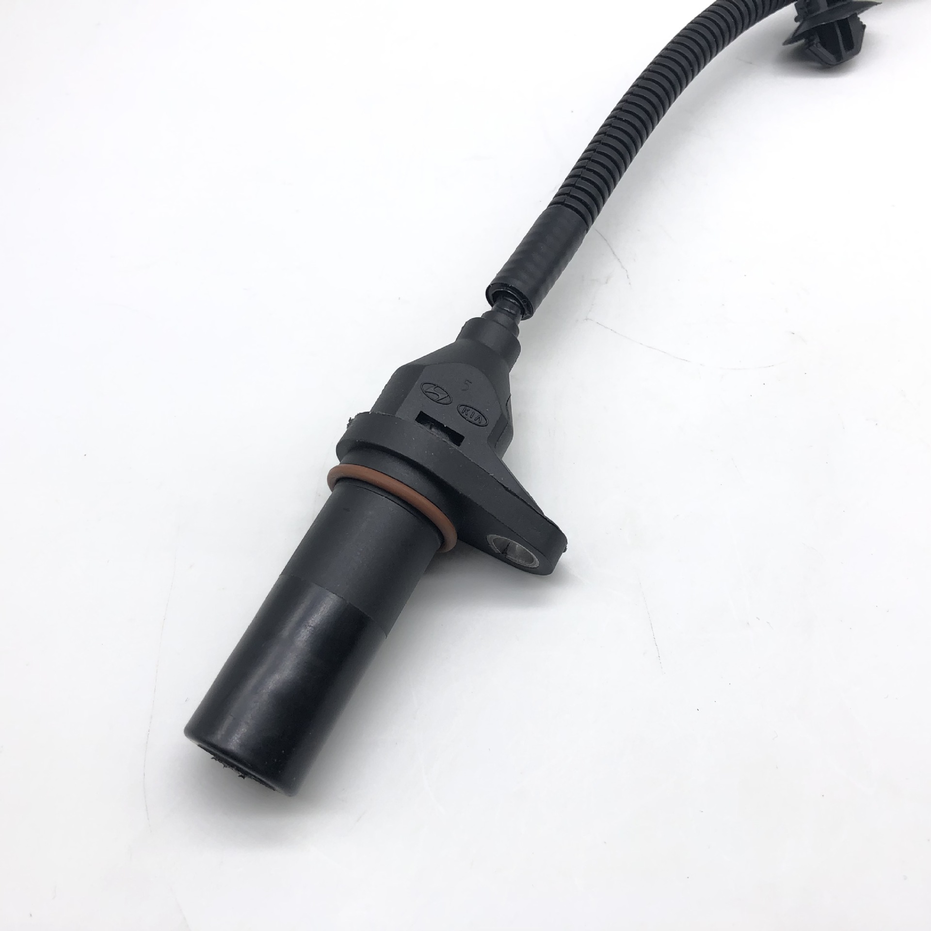 适用现代伊兰特起亚悦动曲轴位置传感器391802b000 39180-2b000