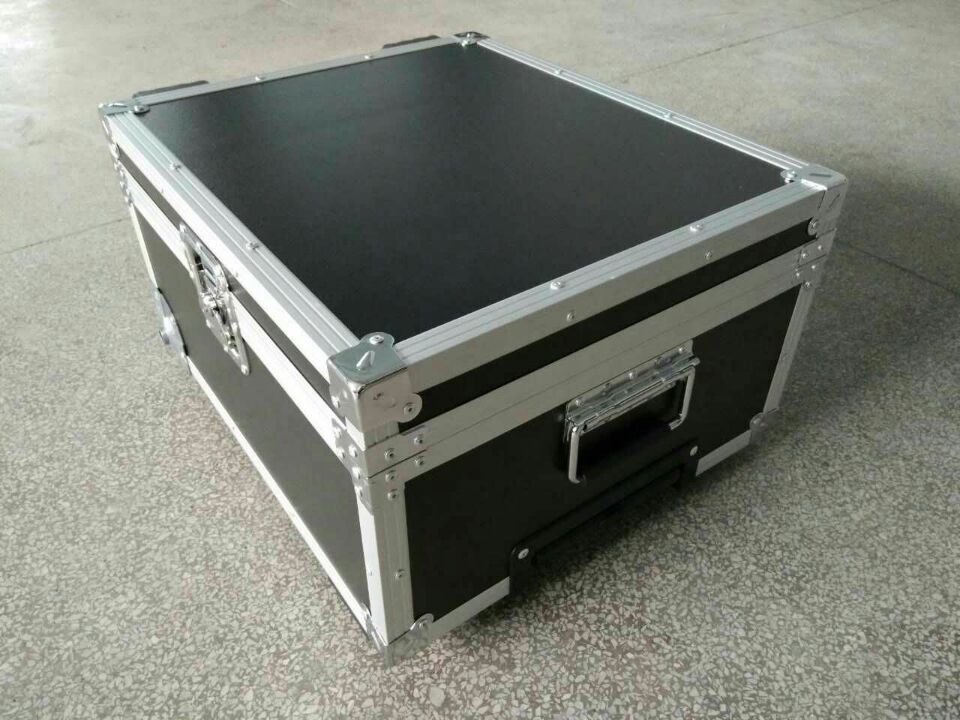 供应工业电脑用铝合金包装箱 万向轮拉杆箱批发 航空箱厂家