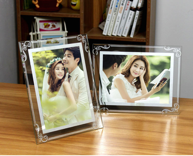 【厂家直销】水晶玻璃相框摆台8寸 logo定制