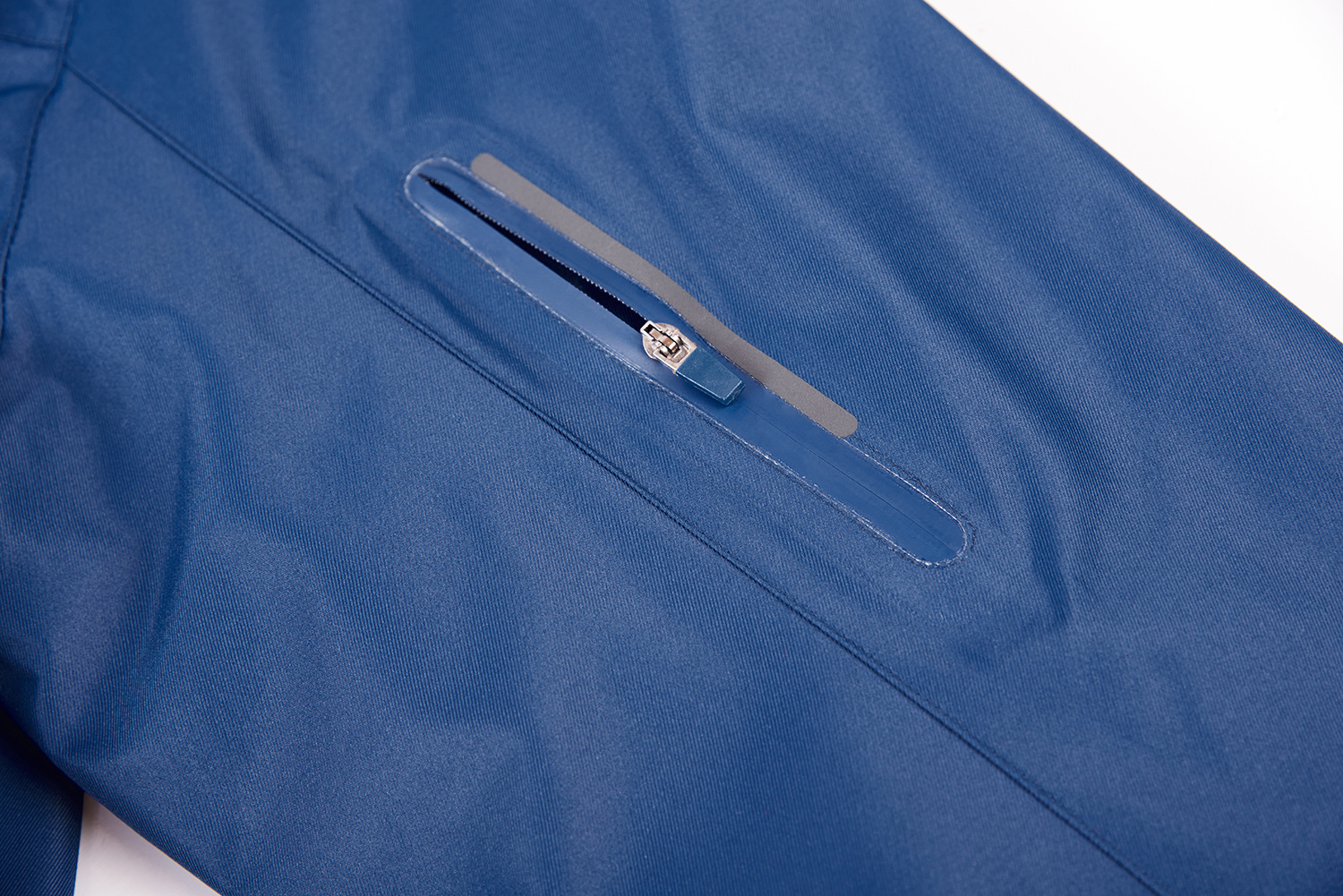 情侣款冲锋衣可定制logo三合一防风防水透气隐藏拉链户外滑雪服