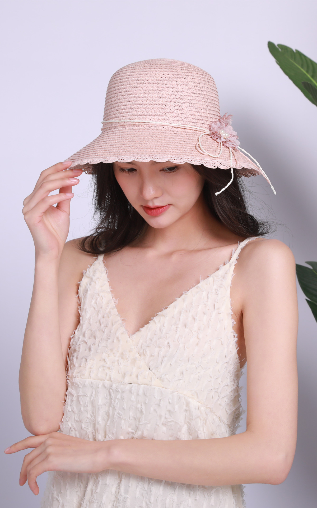 帽子春夏天女士草帽网纱花朵珍珠镶钻花盆帽防晒太阳蝴蝶结沙滩帽