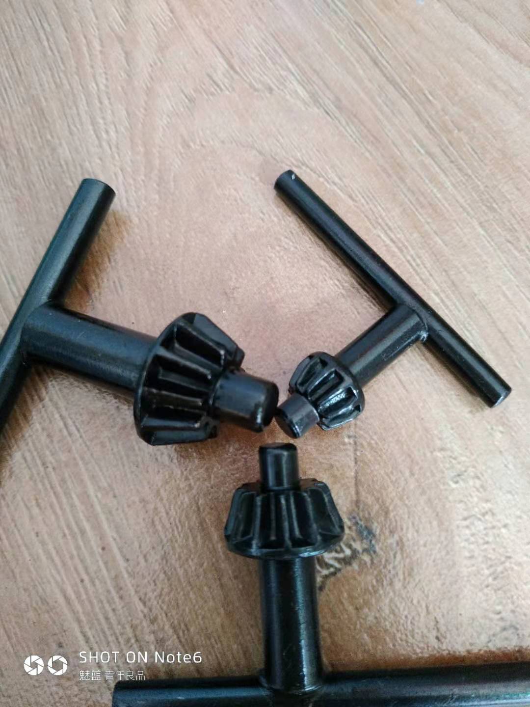 批发供应手电钻夹头钥匙扳手 手电钻钥匙 黑色 加硬 高强度钻钥匙