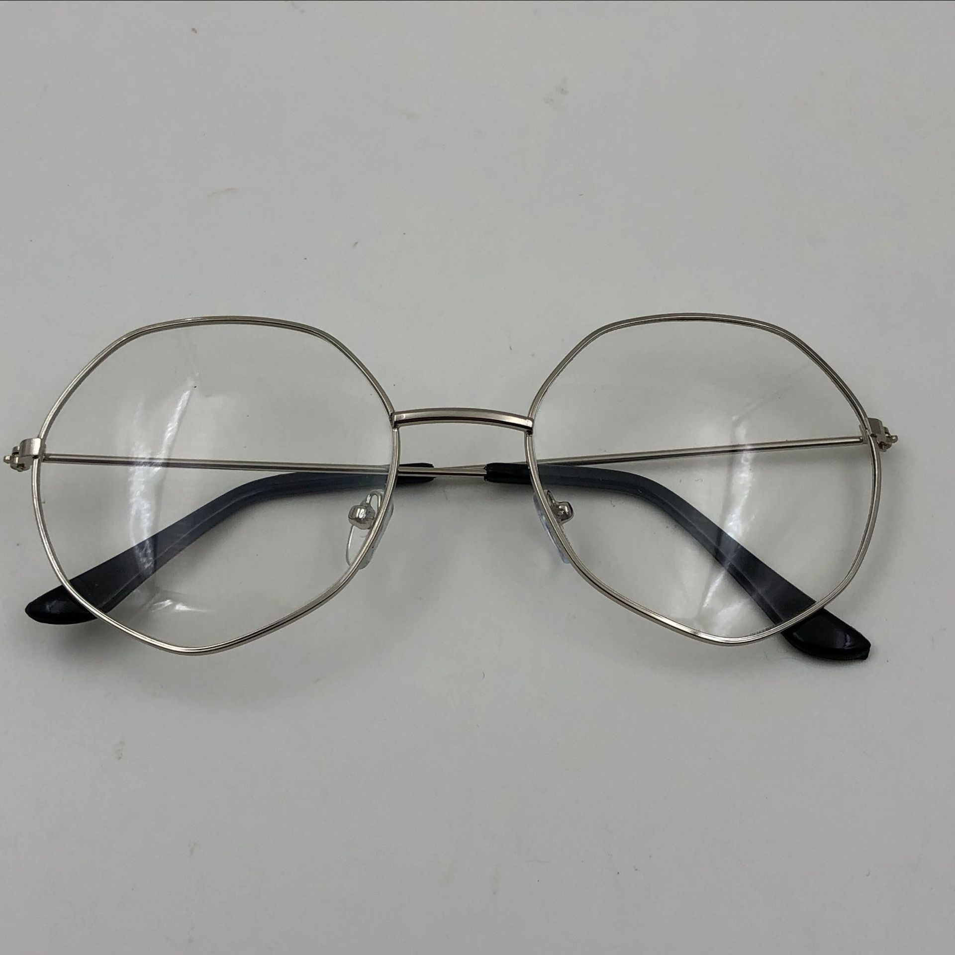 七角眼镜银框 (2).png