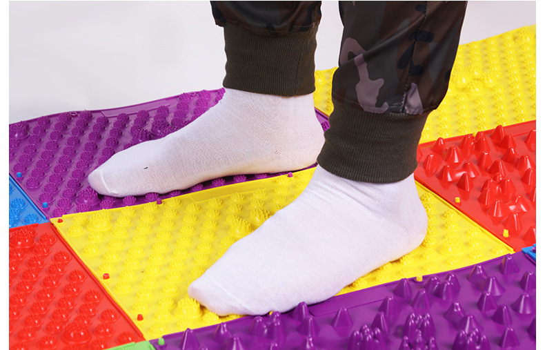 指压板足底按摩脚垫家用超痛版结婚整蛊儿童感统训练小竹笋趾压板