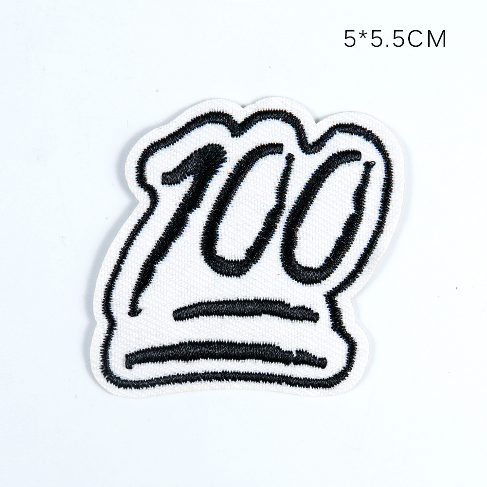 emoji表情包刺绣布贴卡通彩色女孩笑脸100分服装辅料绣花布贴现货