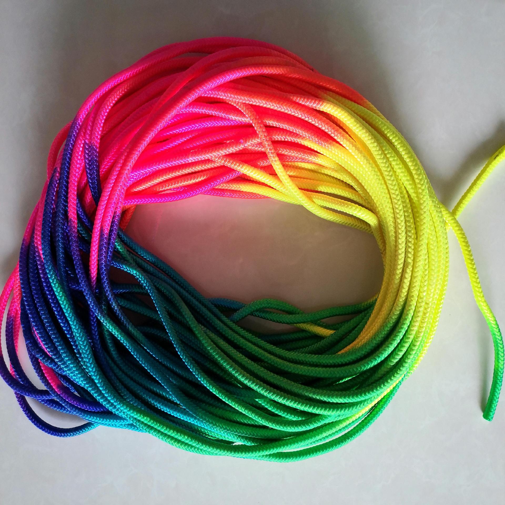 现货供应8mm彩虹绳,32编圆绳,8mm彩色跳绳,彩虹色宠物牵引绳