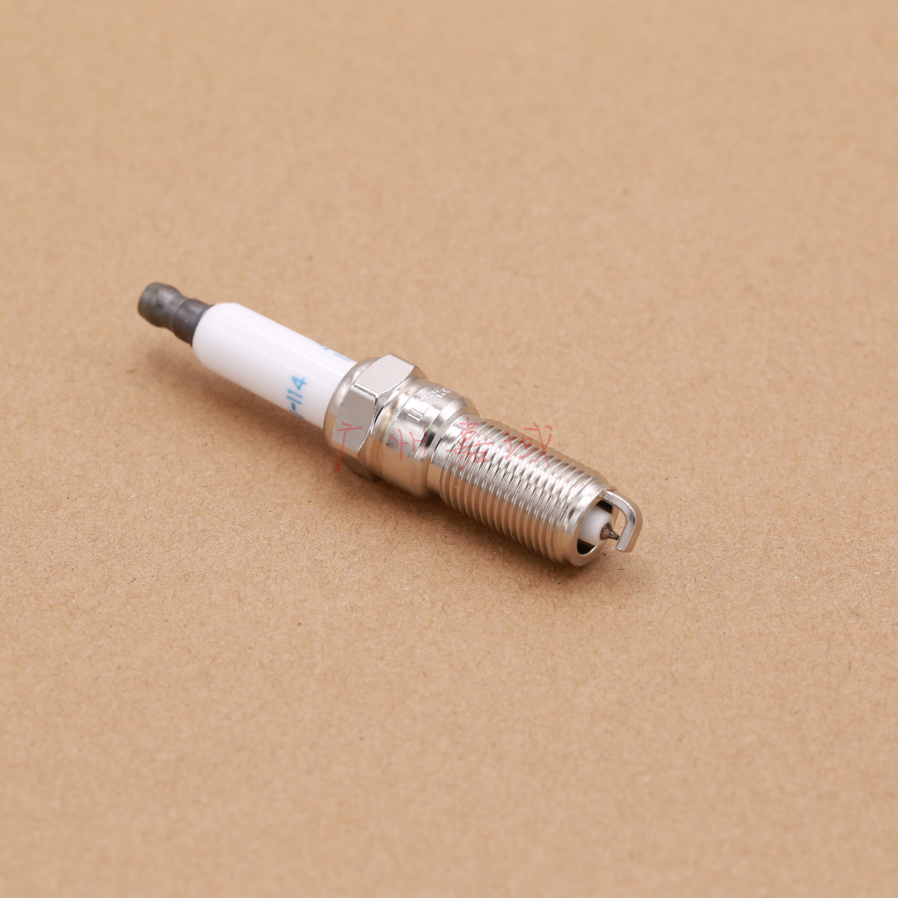 厂家直销新款acdelco铱金火花塞41-114 126622441 iltr5b11