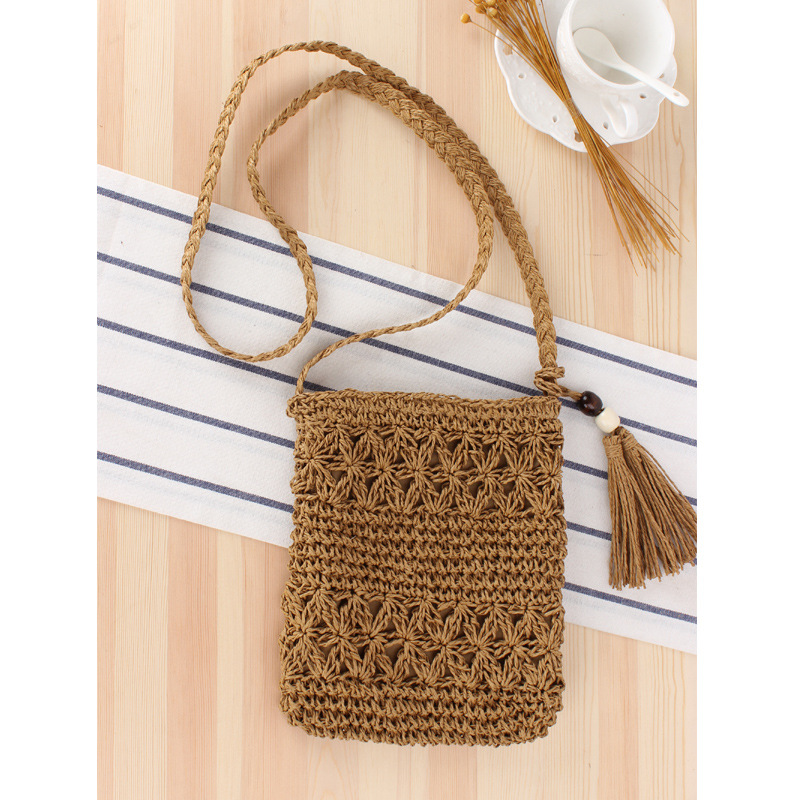 Simple Hollow Tassel Crossbody Straw Bag Hand-Woven Bag Summer Vacation Beach Bag