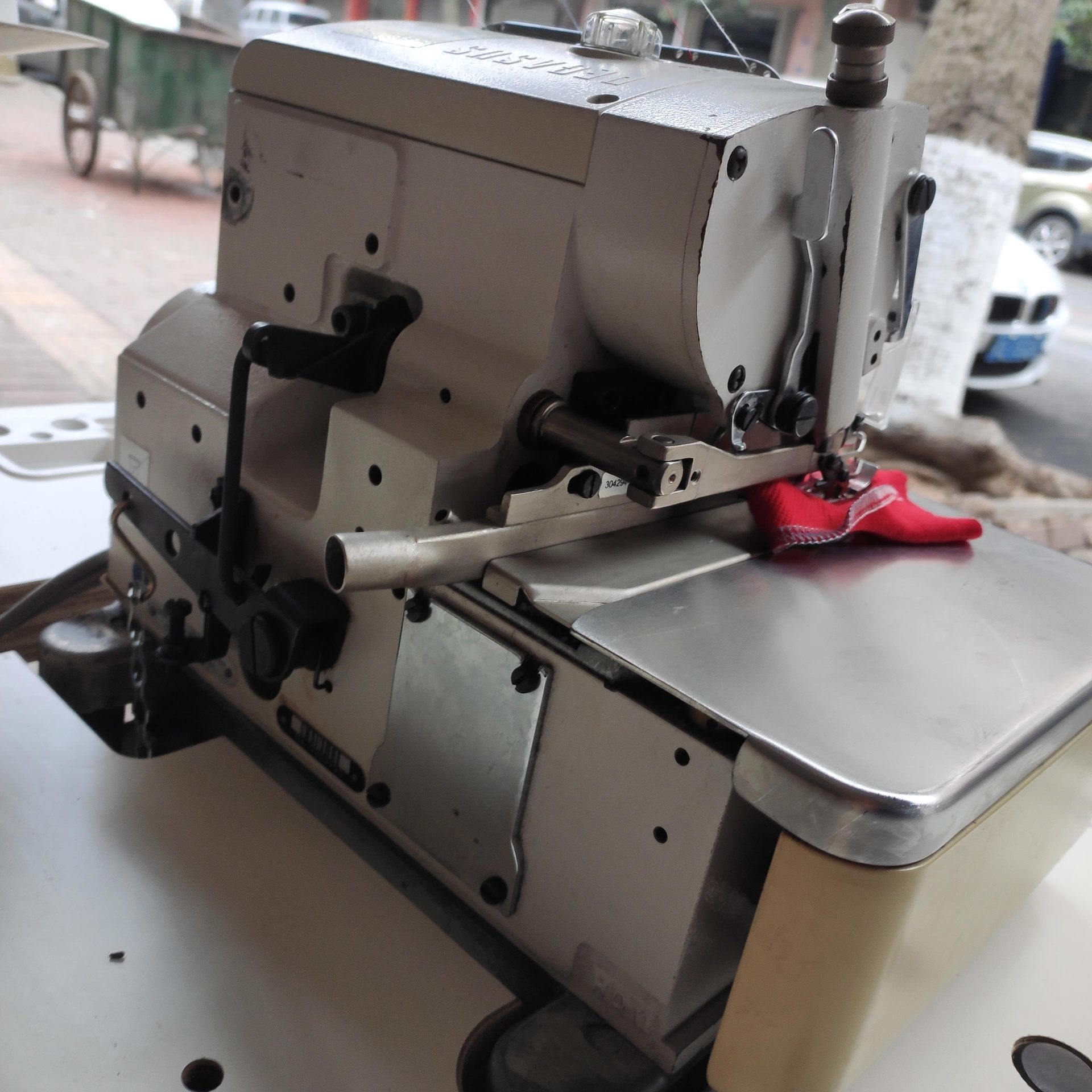 二手包边机直驱飞马m800原装四线包边拷边服装工业电动缝纫锁边机