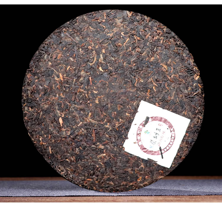 2019年云南勐海茶树王普洱茶熟茶勐海原味七子饼茶易武布朗茶357g
