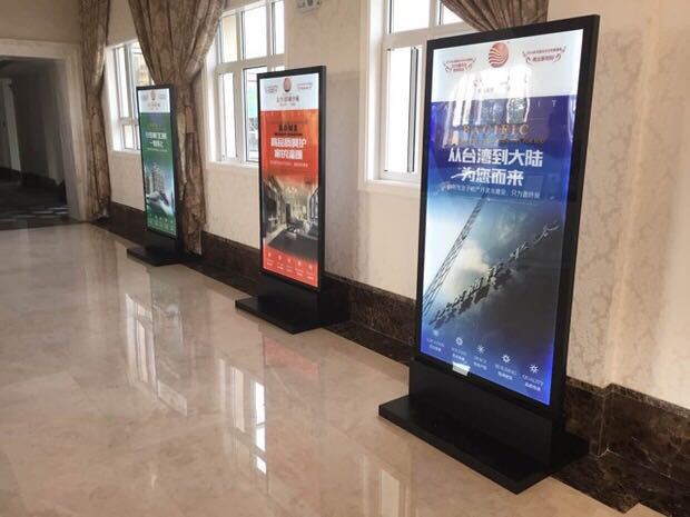 磁吸立式移动灯箱1