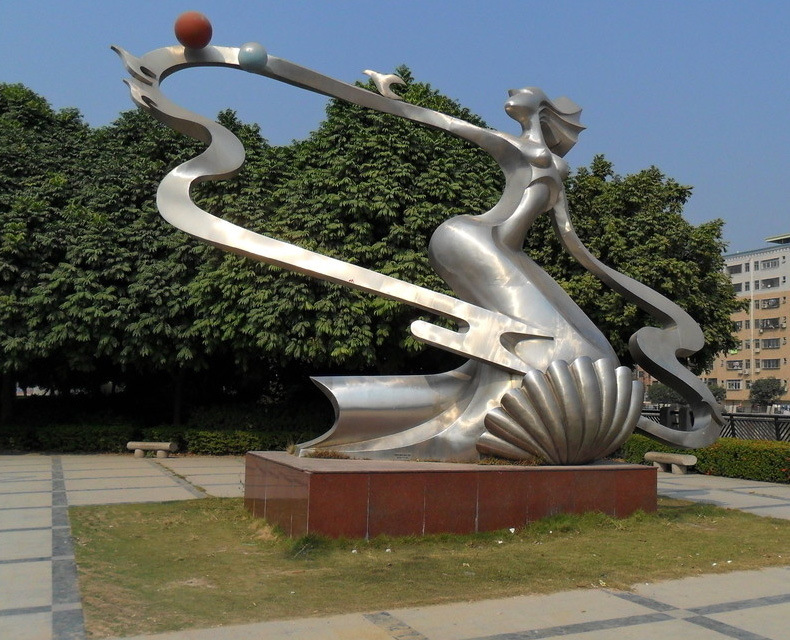 不锈钢镂空人物雕塑 城市标志性工艺品摆件 抽象面条人雕塑 050