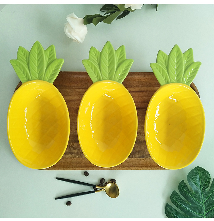 ins创意吃饭碗可爱菠萝造型餐具家用陶瓷碗小饭碗沙拉碗碟餐盘子