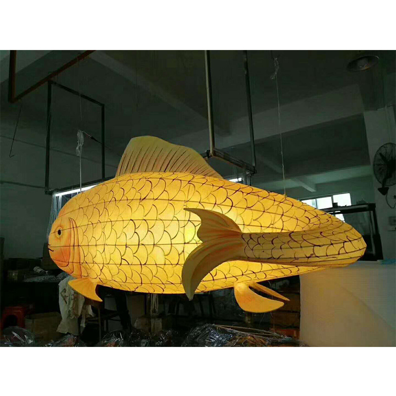 特色餐厅酒店装饰木艺布艺鱼吊灯日式创意个性餐厅酒店鱼形吊灯