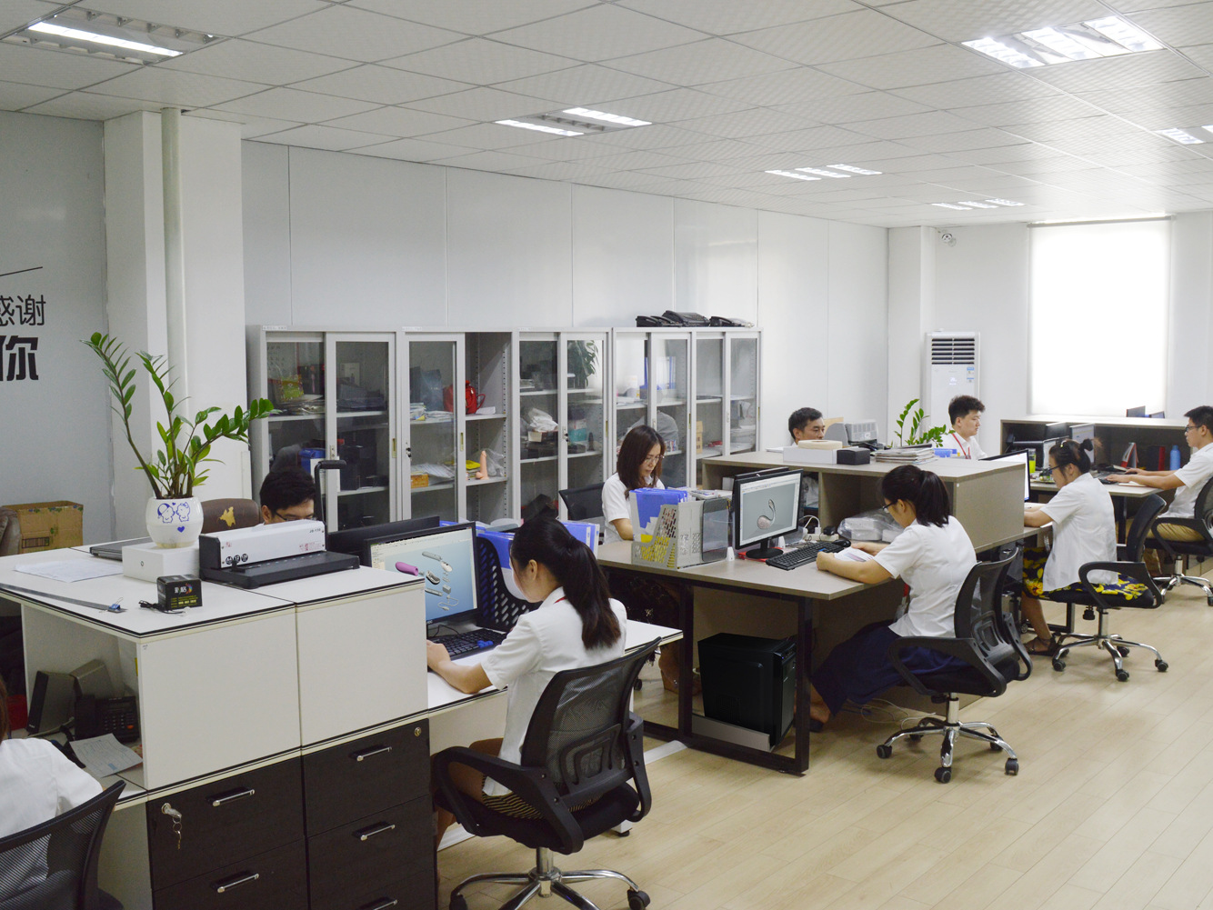 厂家货源 oem定制男用前列腺按摩器女用后庭震动器具遥控旋转肛塞