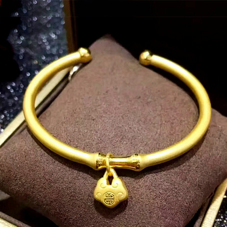 手镯带锁