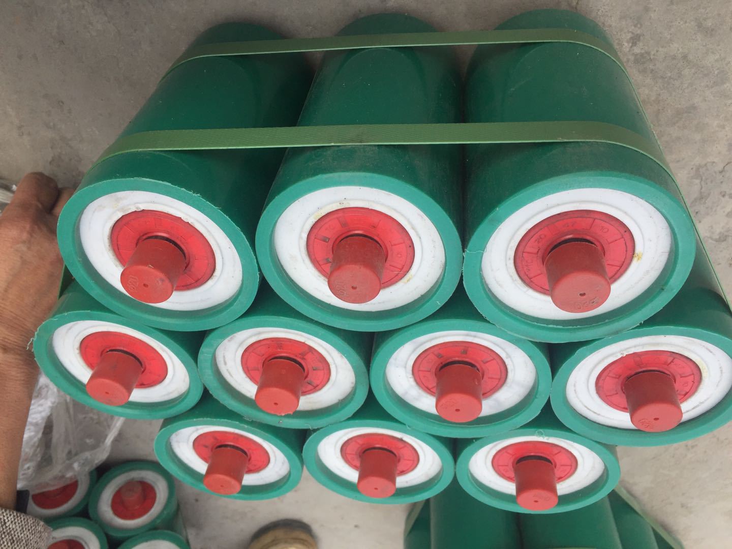 厂家直销 量大优惠 质量保证 超高分子量聚乙烯托辊 托辊