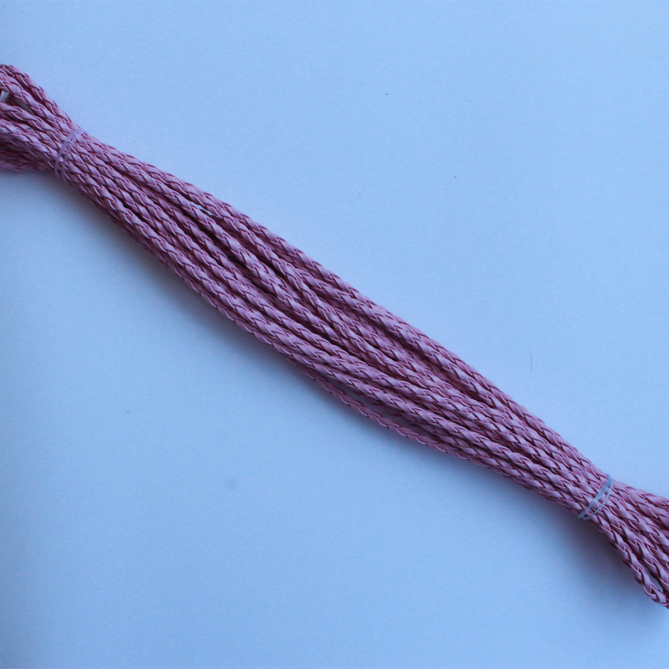 厂家直销编织皮绳pu编织绳四股3-5mm多色圆皮绳皮革编织绳定制