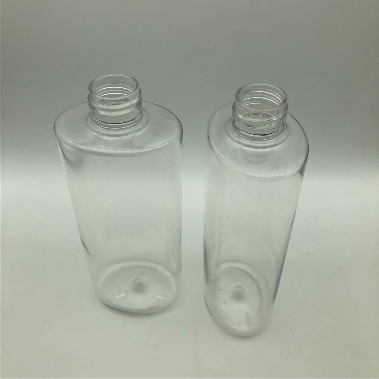 厂家直销-pet250ml椭圆瓶-扁瓶-化妆品原液瓶-洗发水瓶