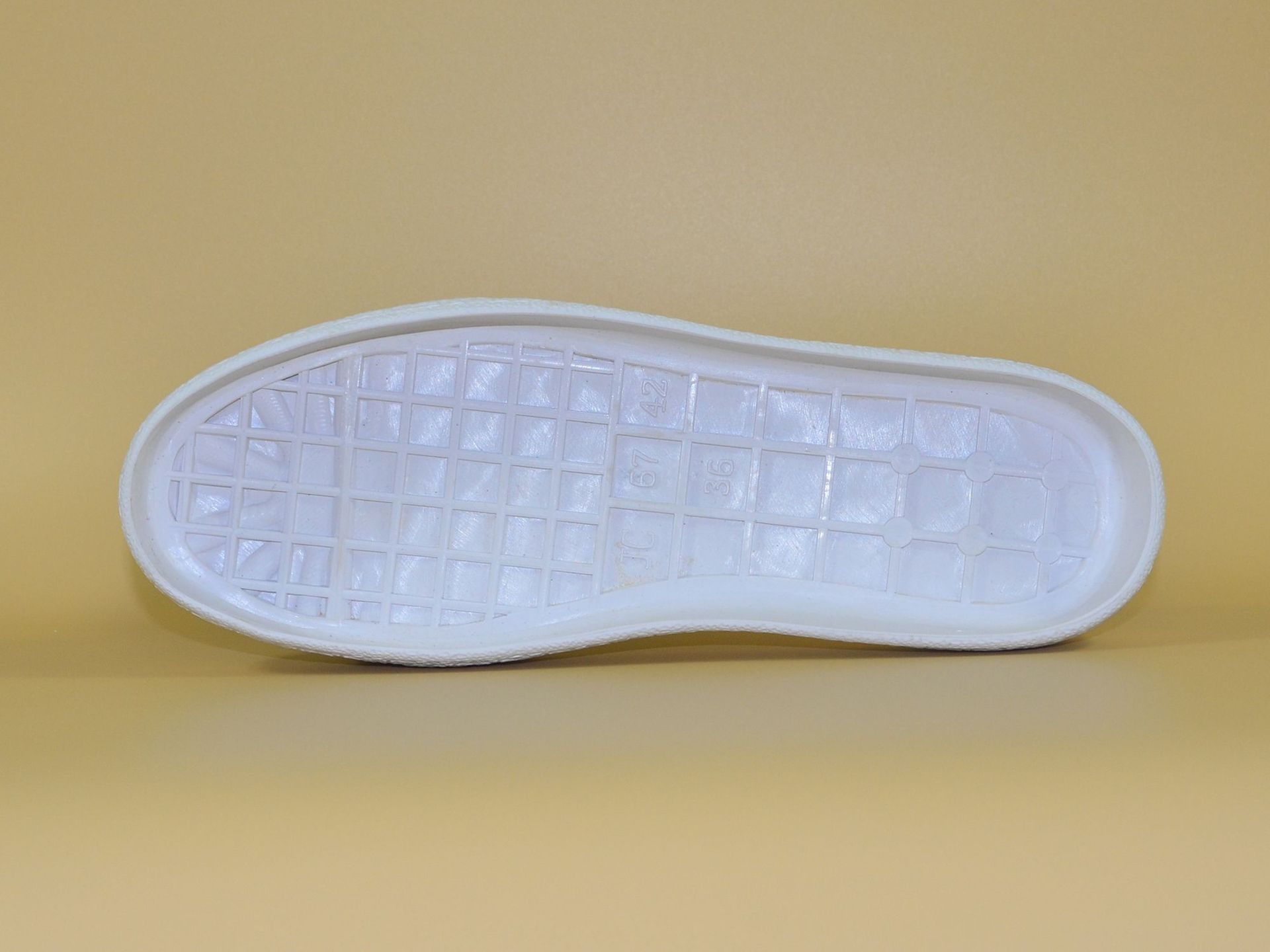 运动休闲女款板鞋橡胶鞋底 sole防滑耐磨耐黄橡胶鞋底小白鞋