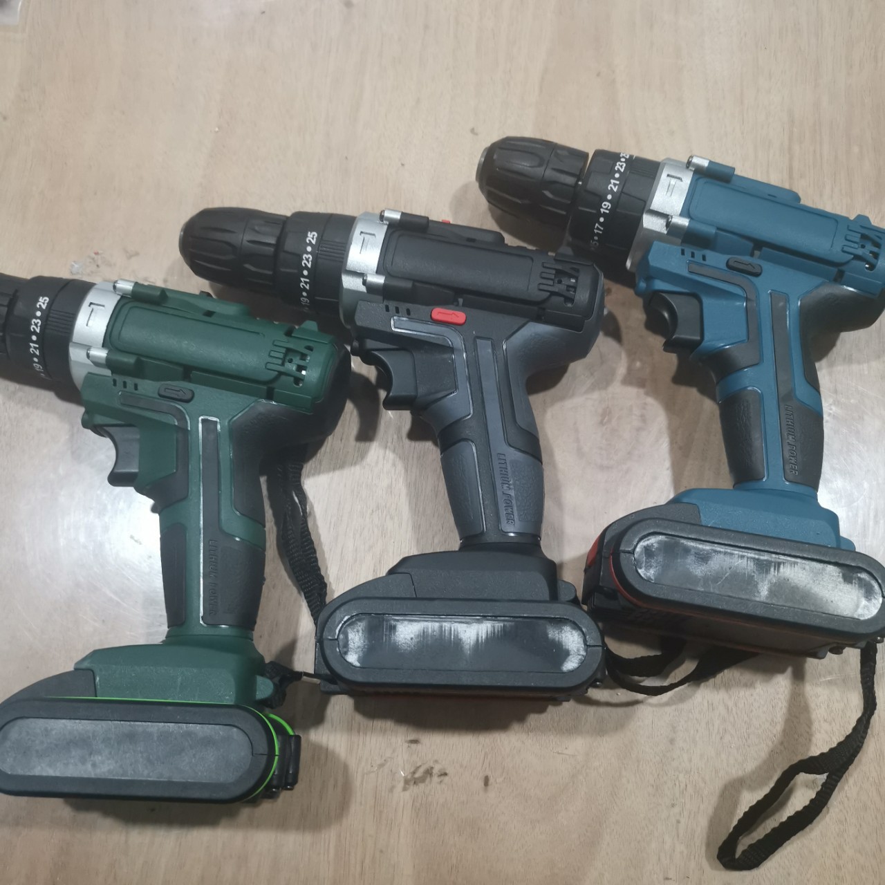 tianc充电钻冲击钻锂电钻多功能起子机手电钻家用螺丝刀厂家批发