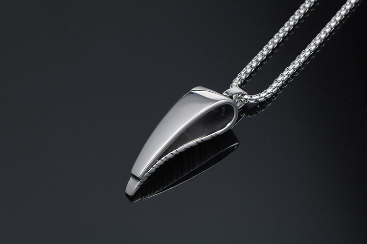 潮人夜店钛钢饰品羚羊角项链时尚朋克尖角配件羊角骨哨吊坠sp688