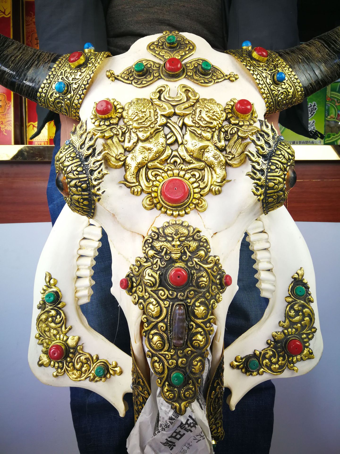 牦牛头骨装饰品 真牛羊头骨标本 手工包铜牦牛头骨装饰壁挂摆件