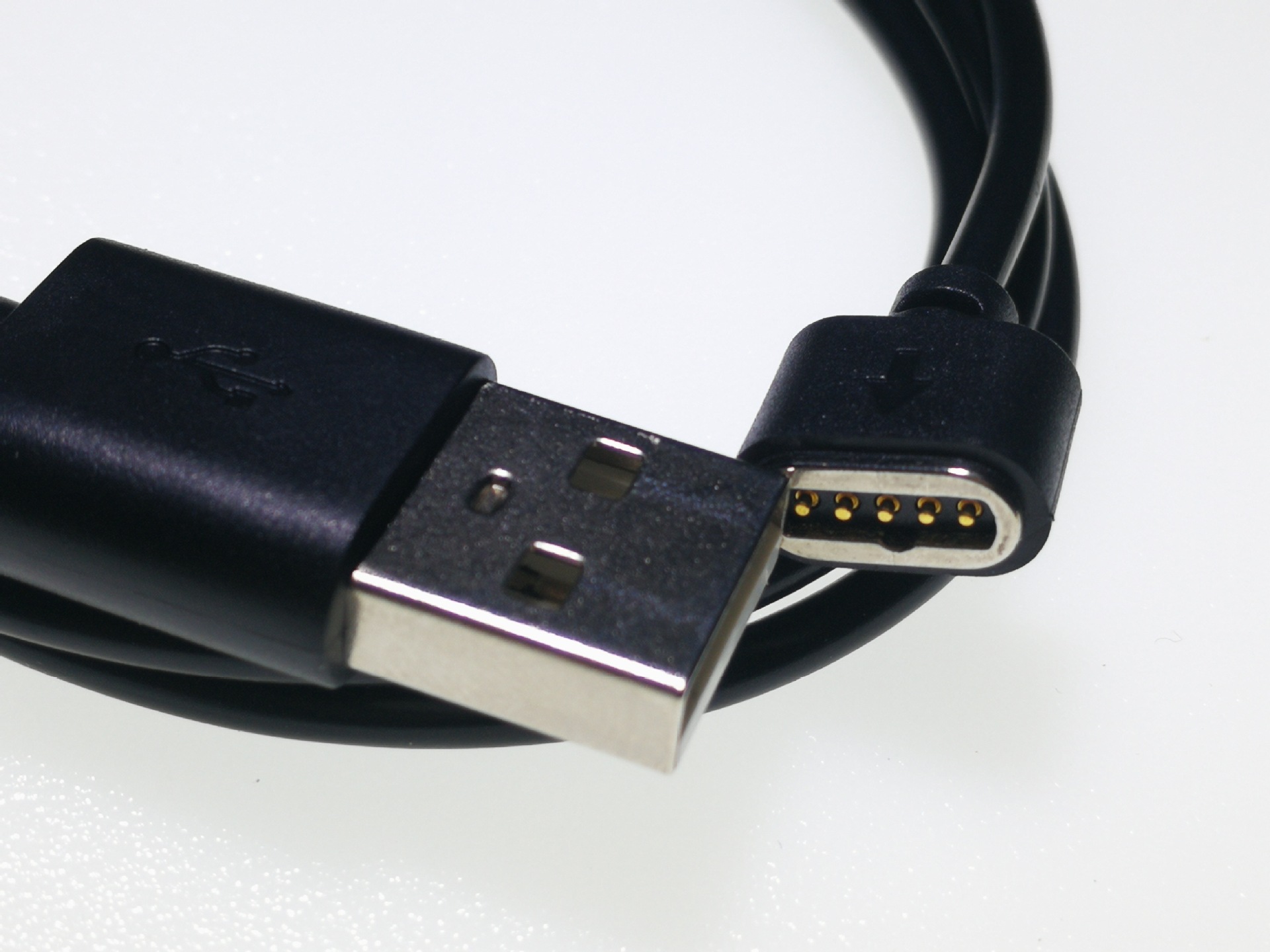 5pin pogo pin智能穿戴,医疗弹簧顶针磁吸数据充电线_直线