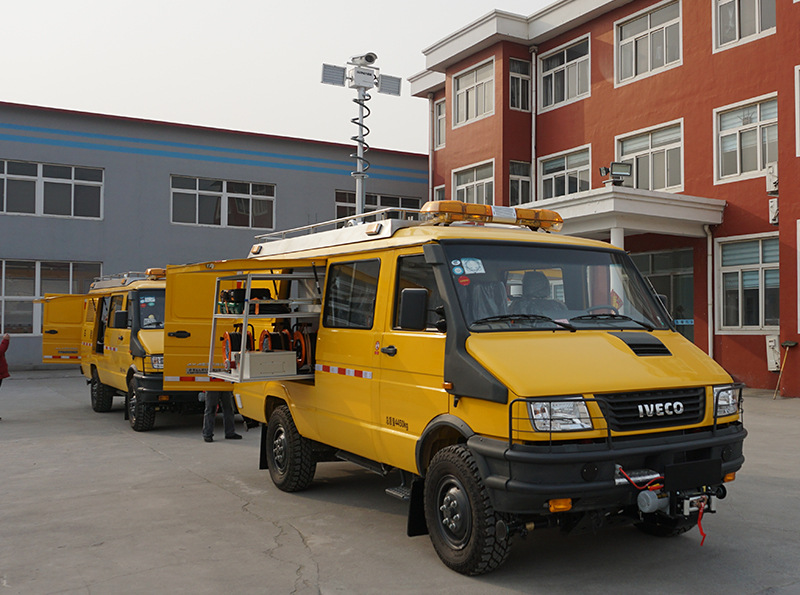 矿井救援车_矿井坍塌救援措施_怒海救援 女主车抛锚