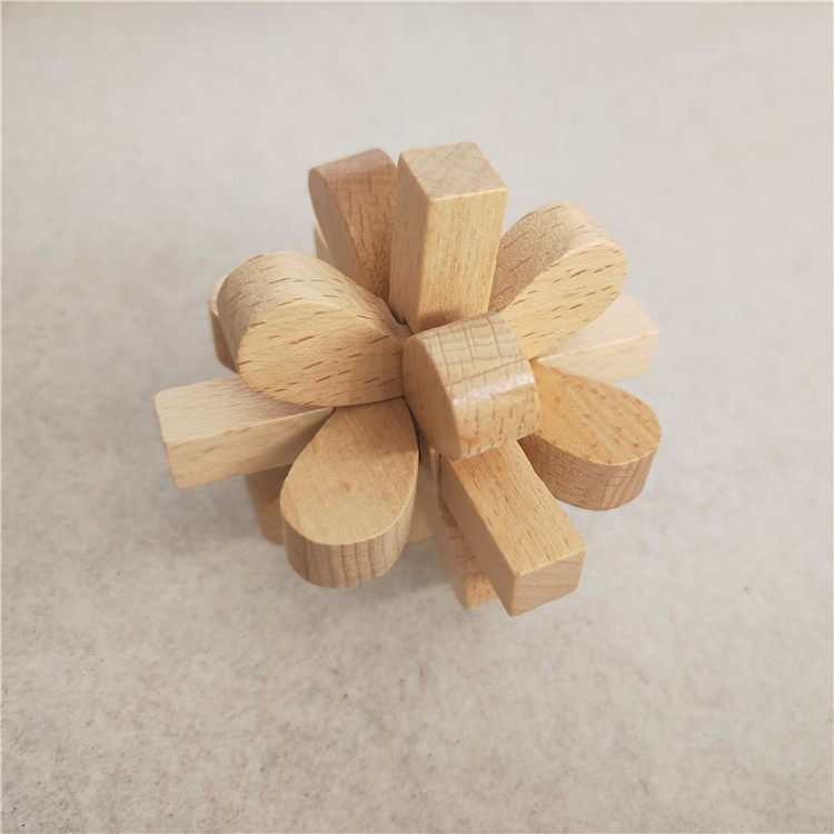 榉木笼中取珠取红球儿童益智早教木制孔明鲁班锁拼装玩具榉木取珠