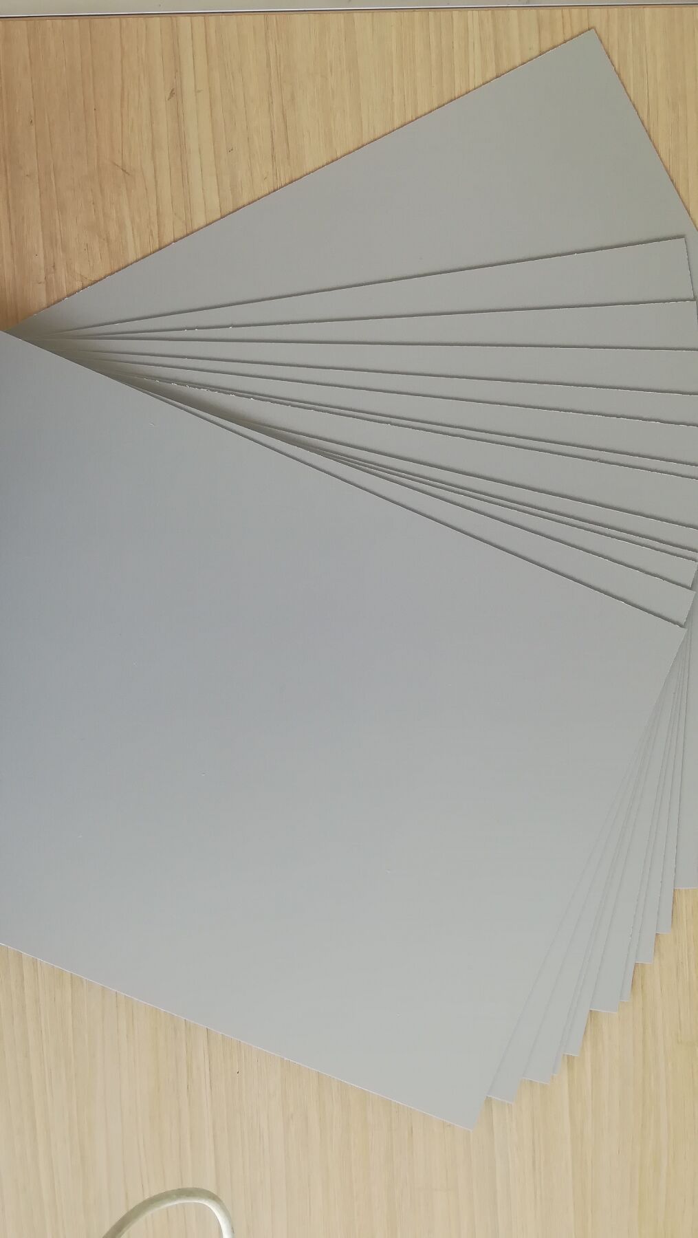 国网电表用灰色pc片 (4upc片)