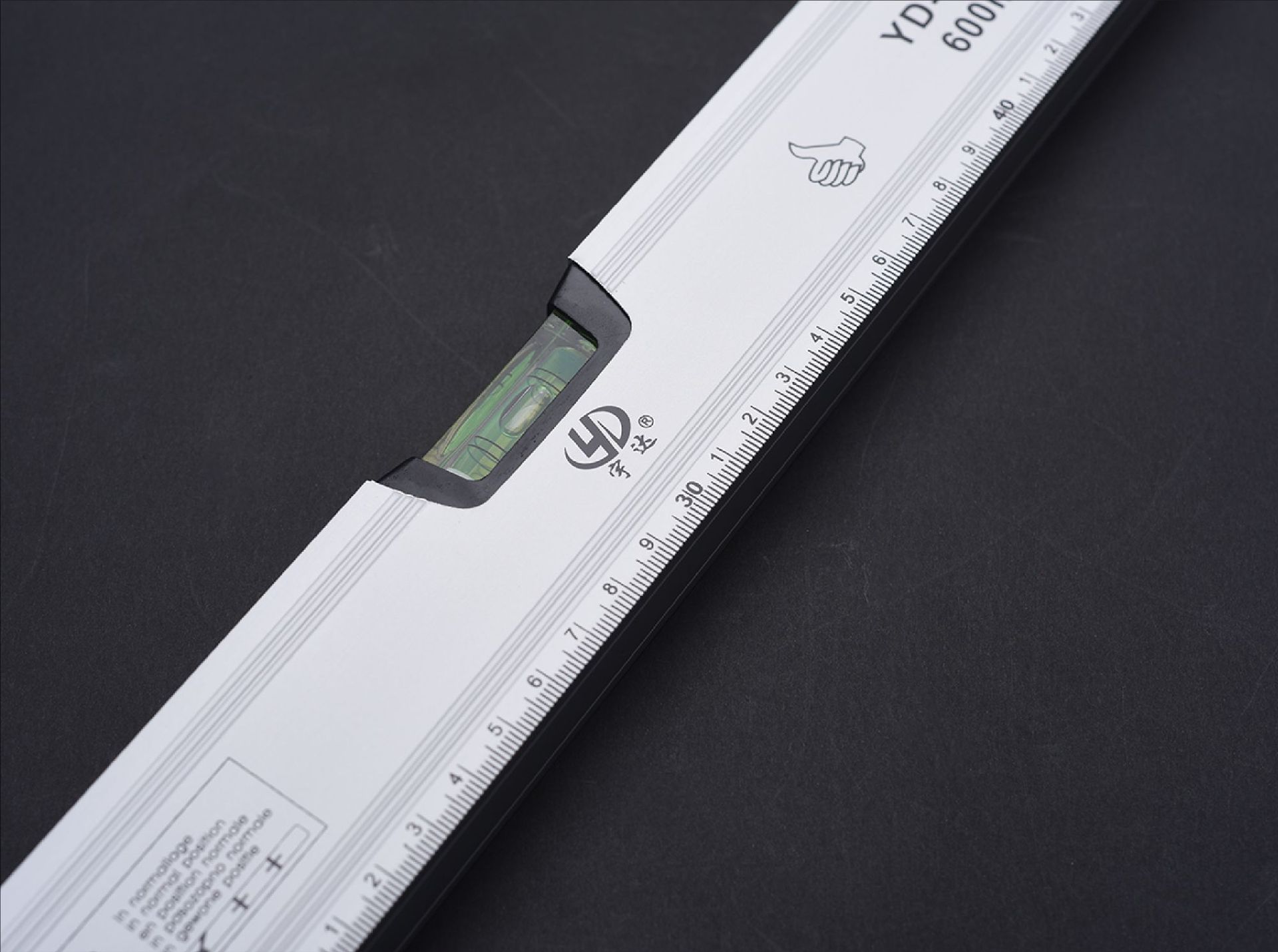 铝合金82型水平尺铸铝三泡高精度强磁水平泡水泡尺平衡尺测量工具