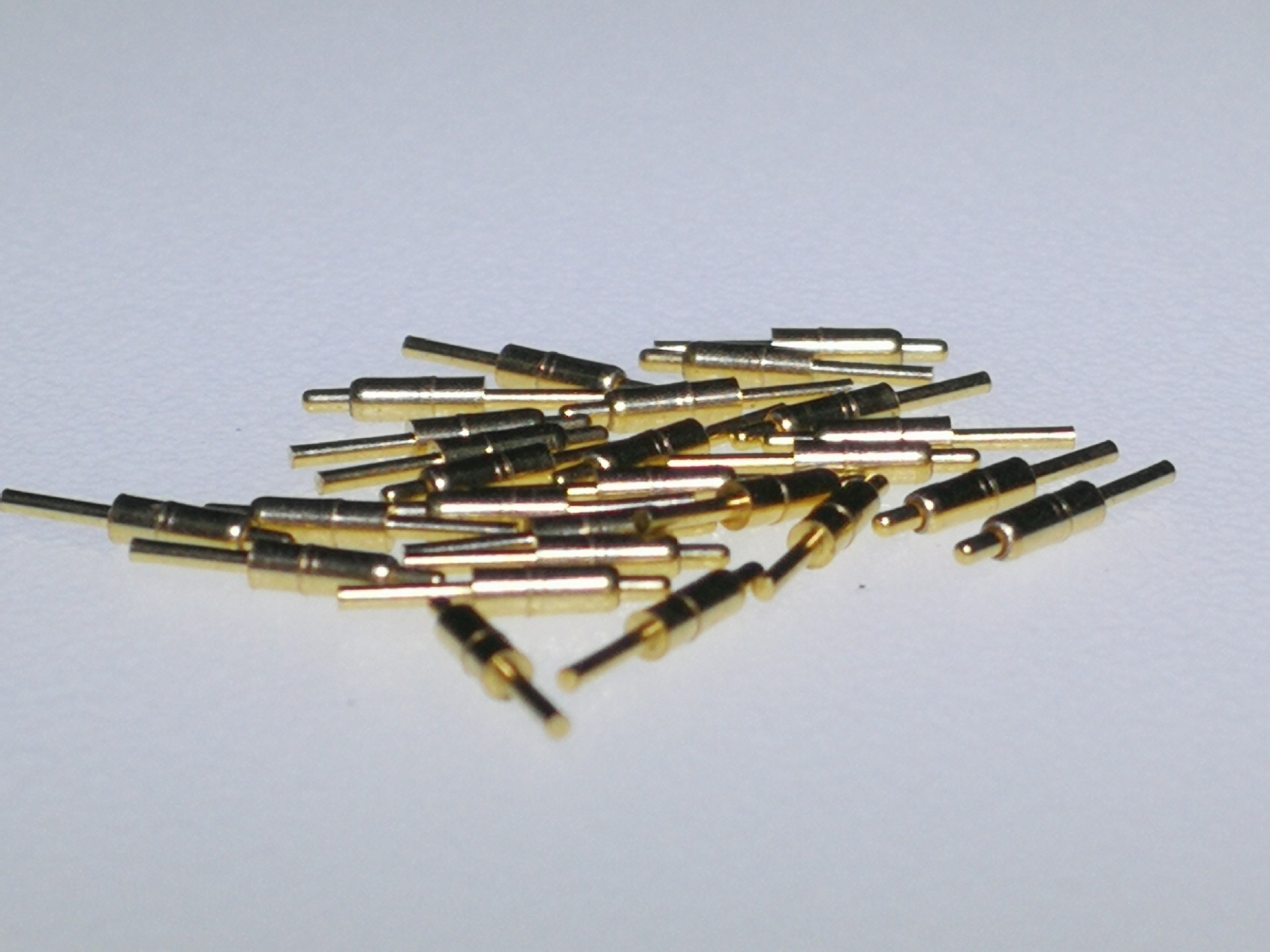 fitbit充电pogo pin弹簧顶针镀金探针