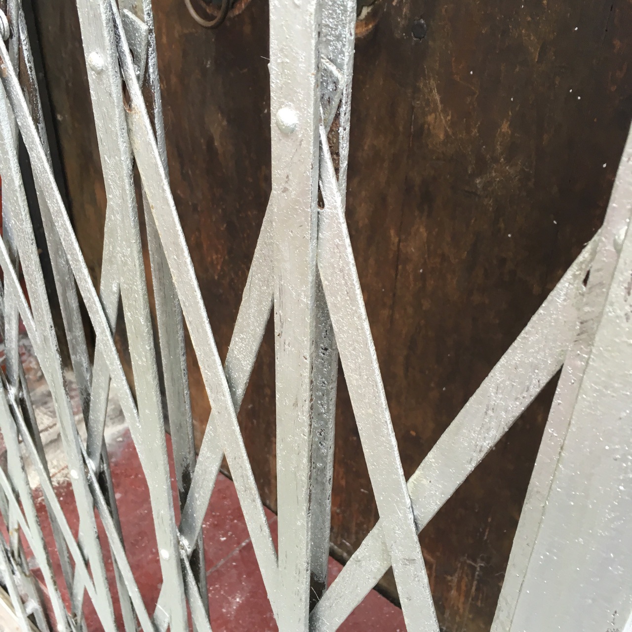 佛山怀旧风铁闸 防盗拉闸门 扁铁揽闸 电梯口闸门 铁拉闸