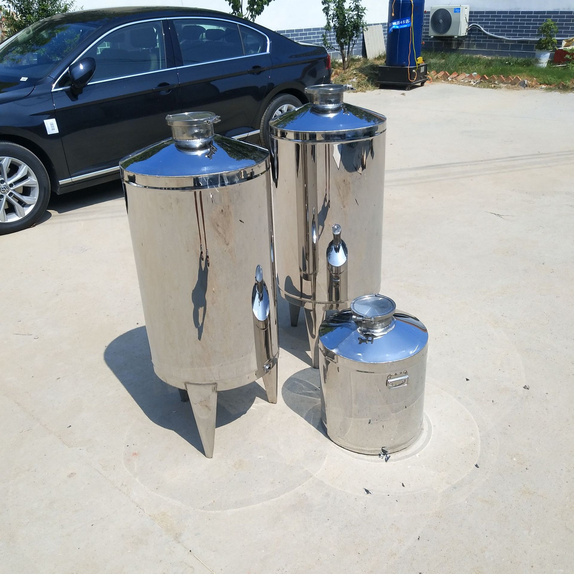 年小型不锈钢100斤密封接酒桶 运输储存周转桶储奶桶 批发价格06