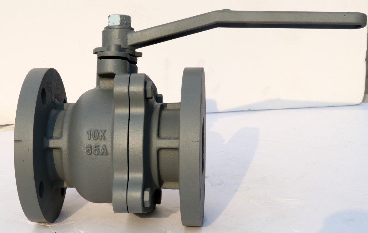 供应日标10k铸铁球阀