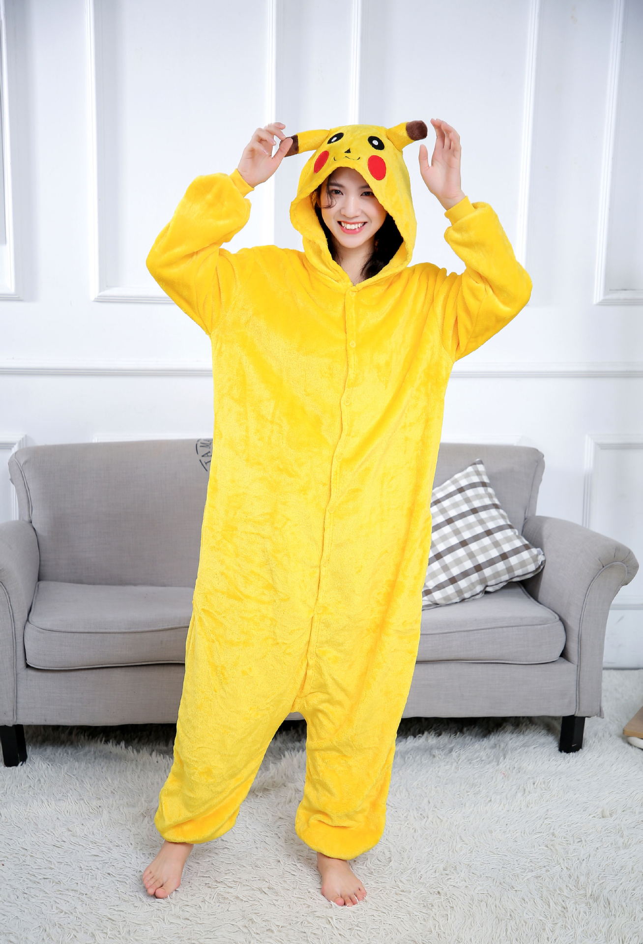 卡通连体亲子情侣秋冬法兰绒皮卡丘动物睡衣如厕版家居服批发代发